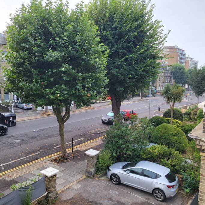 Elegant Studio In Central Hove - 5 Min Walk To Beach - 10 Min To Brighton Exterior photo