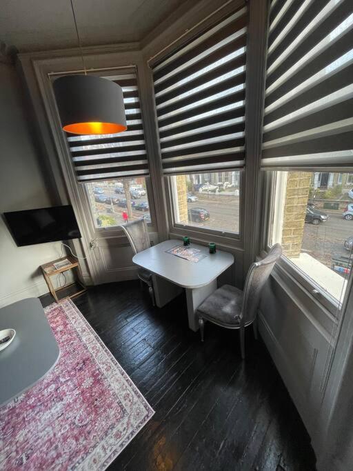 Elegant Studio In Central Hove - 5 Min Walk To Beach - 10 Min To Brighton Exterior photo