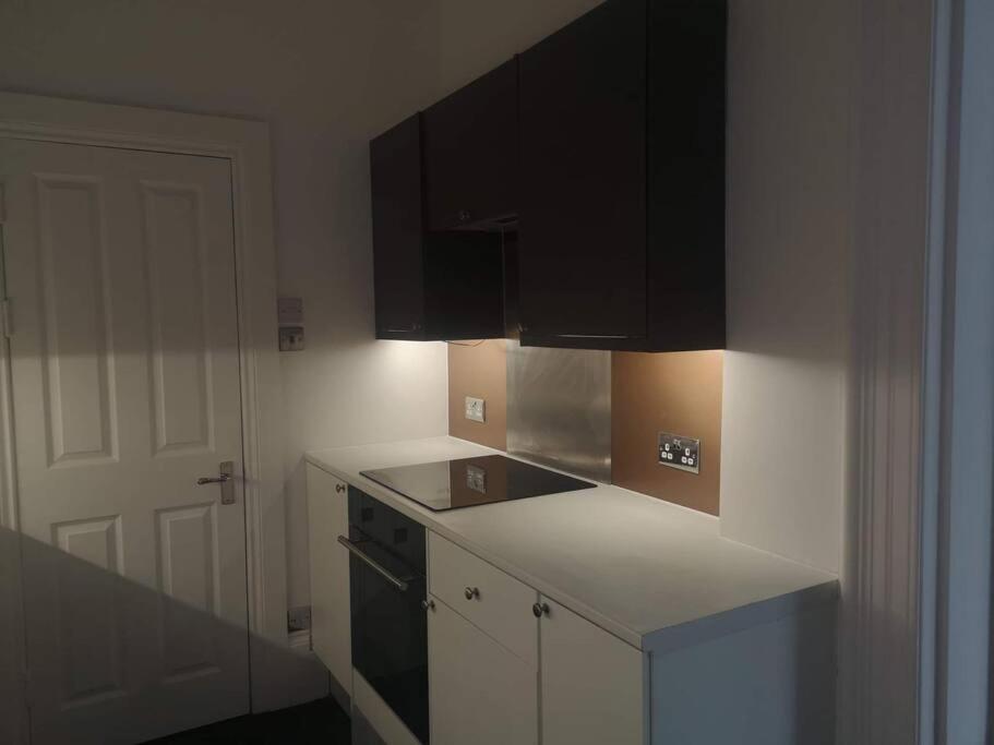 Elegant Studio In Central Hove - 5 Min Walk To Beach - 10 Min To Brighton Exterior photo